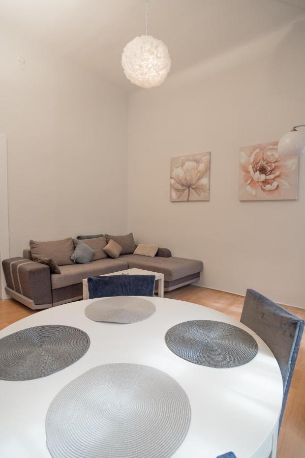 Magnolia Apartment Zagreb Eksteriør bilde